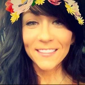 Meet your Posher, Elysha